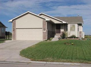 646 Plantation St, Maize, KS 67101