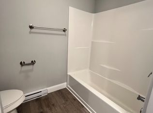 38 Patriots Ln #3809, Sanford, ME 04073