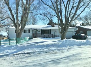 1320 3rd St NE, Watertown, SD 57201