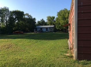 303 N Rangeline St, Tecumseh, OK 74873