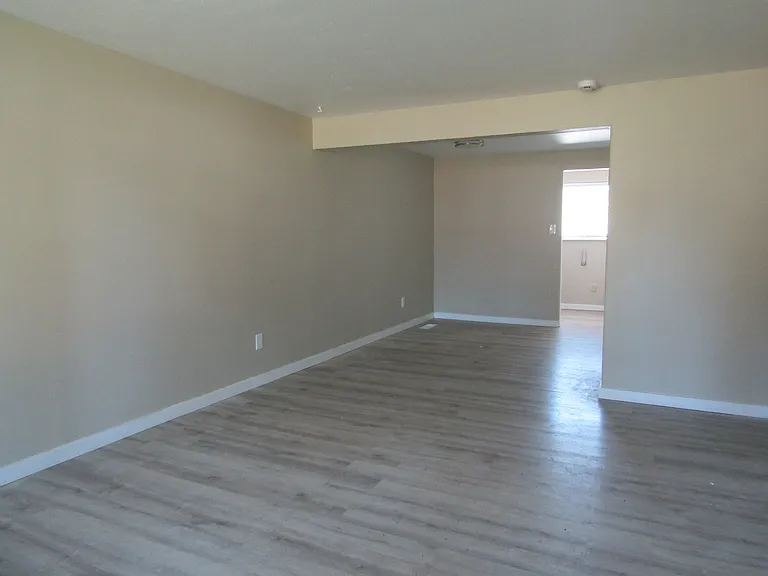 9208 Twilight Ln SW — Photo 3