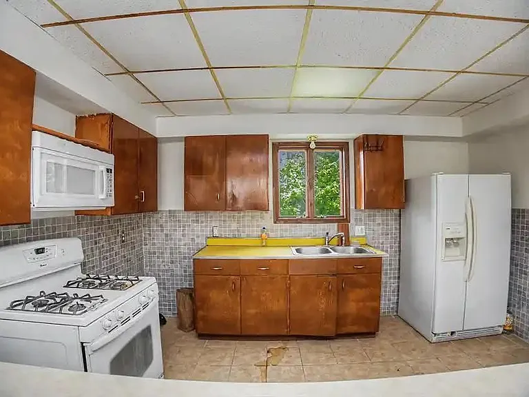 2015 Genesee St #UPPER — Photo 15