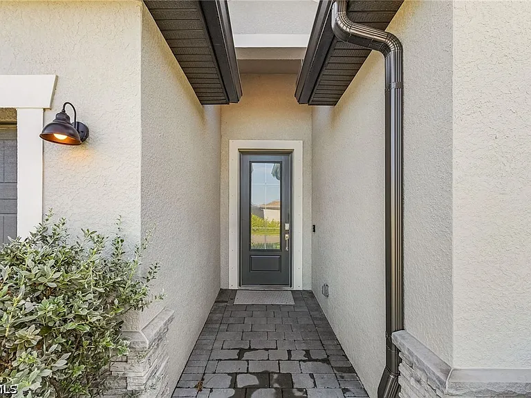 11151 Timber Creek Dr E — Photo 4