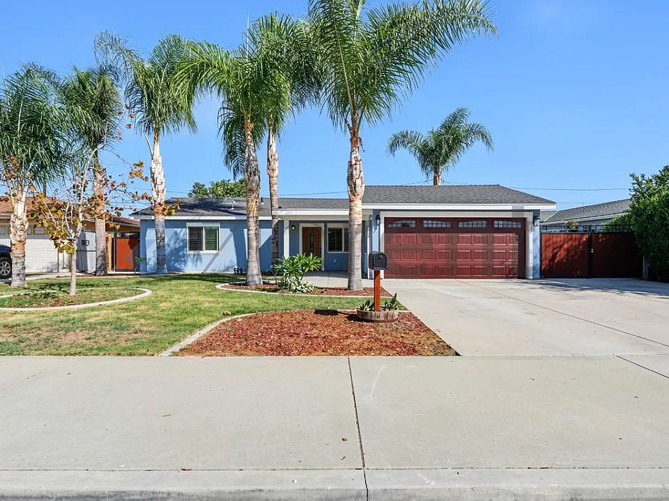 6121 Chinook Ave