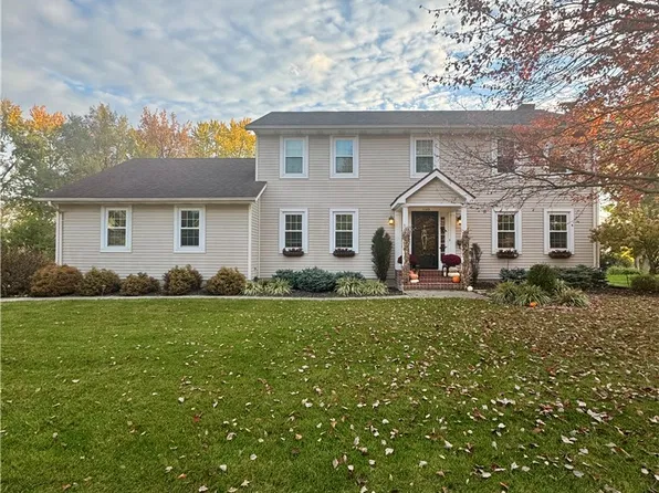 1145 Cloverdale Dr, Troy, OH 45373