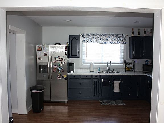 5th image of 197 Beaver Brook Rd