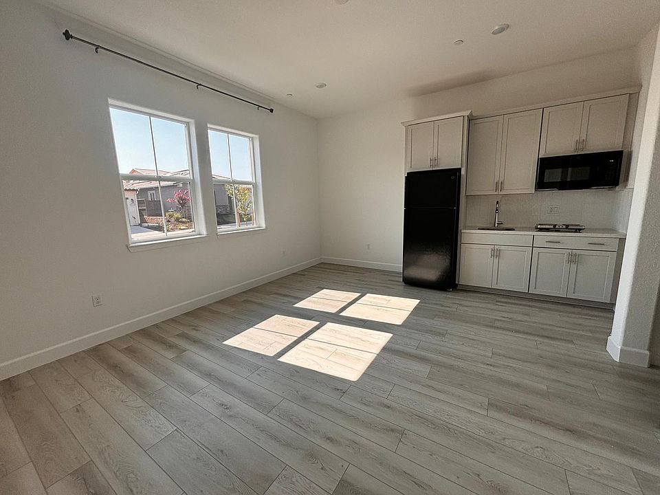 Living Area with Kitchenette