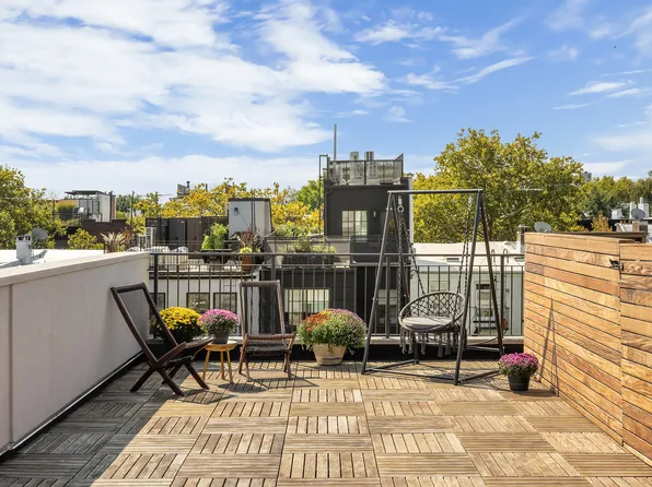 94 Douglass Street image 39 of 43