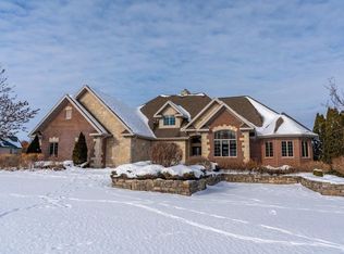 7542 Fallen Oak Dr, Verona, WI 53593