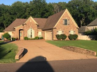 2984 Blackrock Dr, Nesbit, MS 38651