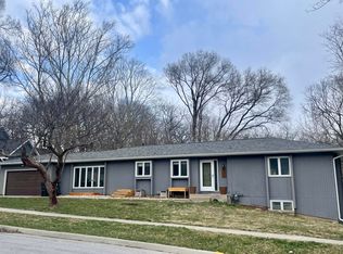 4509 Westbend Dr, Ames, IA 50014