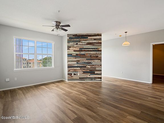 4th image of 1747 Sophias Dr APT 304