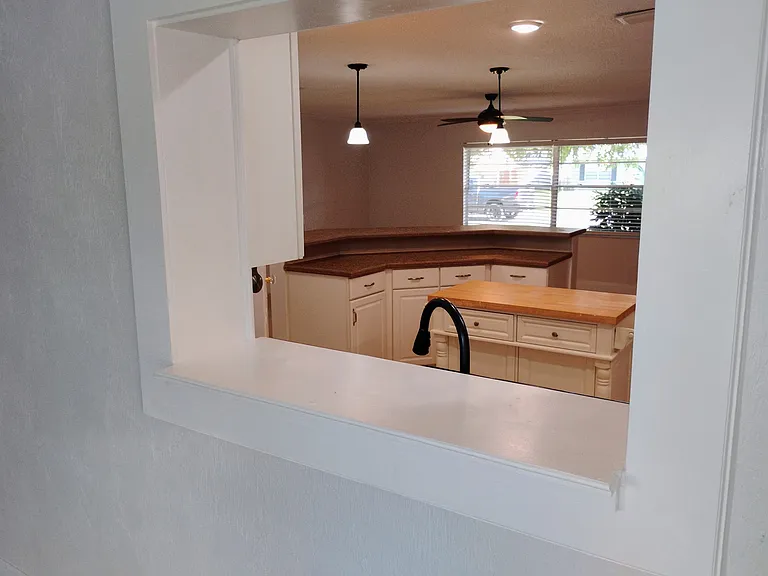 1067 York Way — Photo 18
