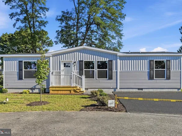 859 Lois, Lebanon, PA 17046