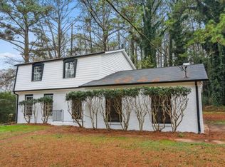 420 Owatonna Cir, Riverdale, GA 30296