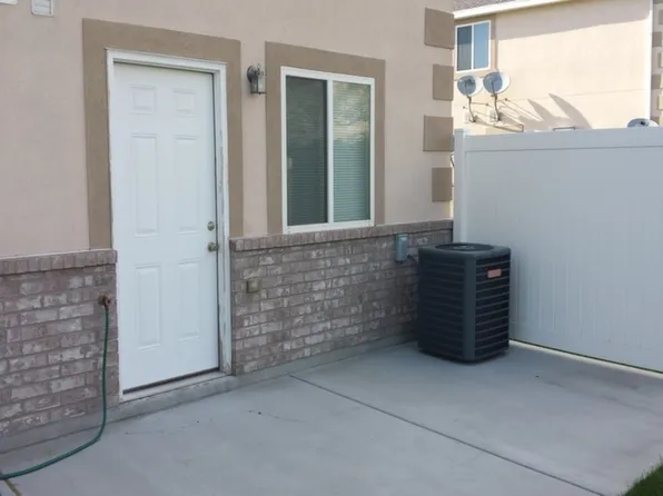 1982 N 225 W, Harrisville, UT 84414