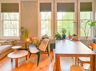 67 Grove St #2F, Brooklyn, NY 11221