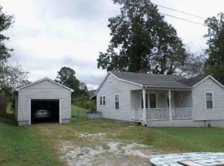 208 Tilton Pl NE, Lenoir, NC 28645