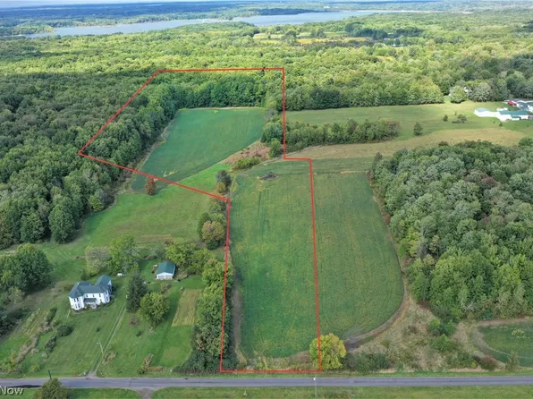 Fisher Rd, Ravenna, OH 44266