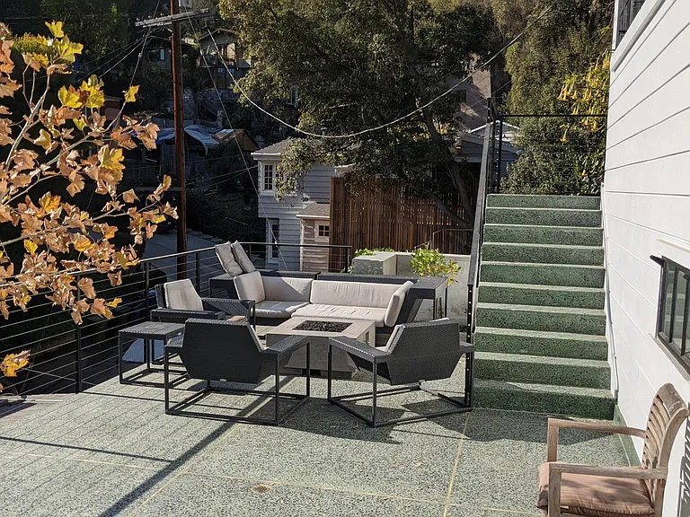 10411 Hebron Ln — Photo 8
