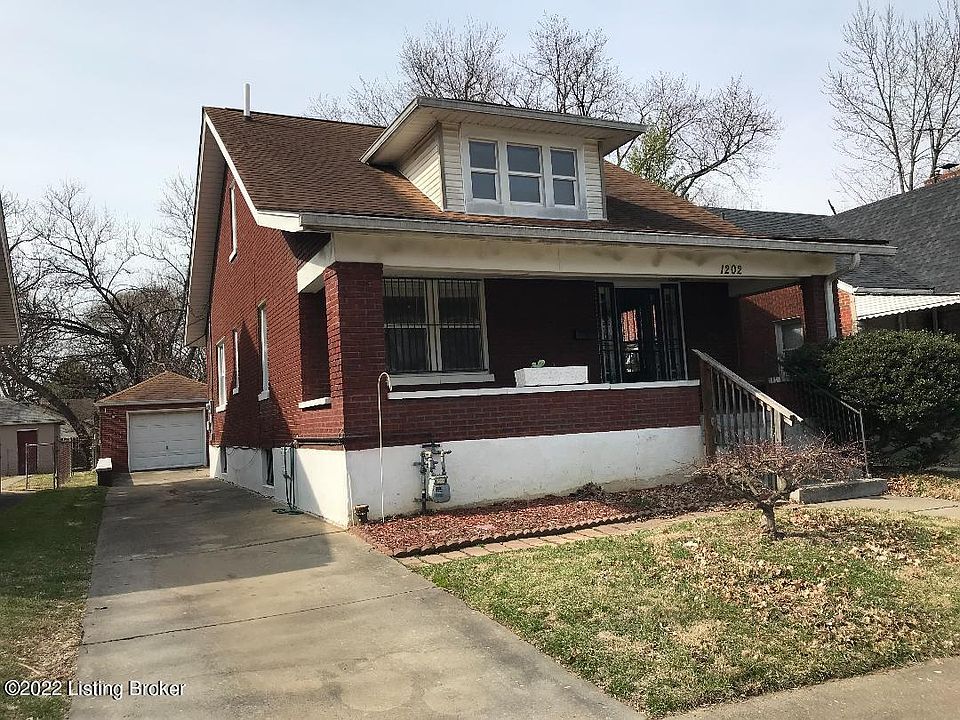 1st image of 1202 Larchmont Ave