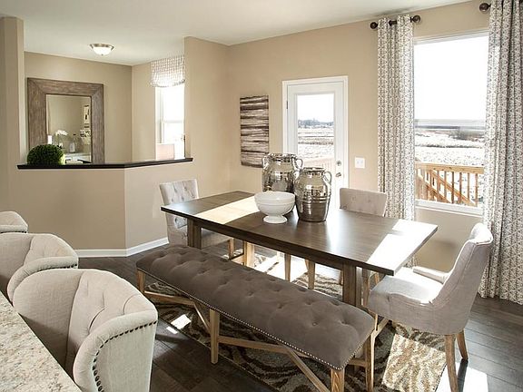 3rd image of 29 Skyhawk Cir