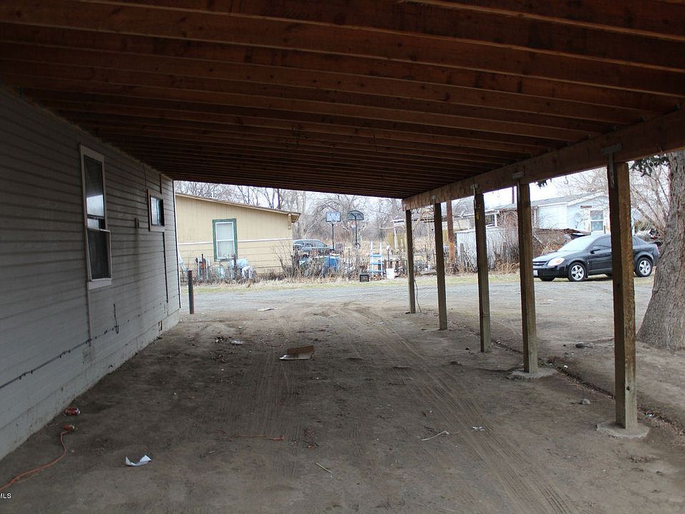 2nd image of 401 N Lincoln Ave