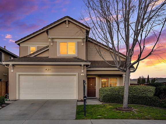 2nd image of 1068 Starlite Dr