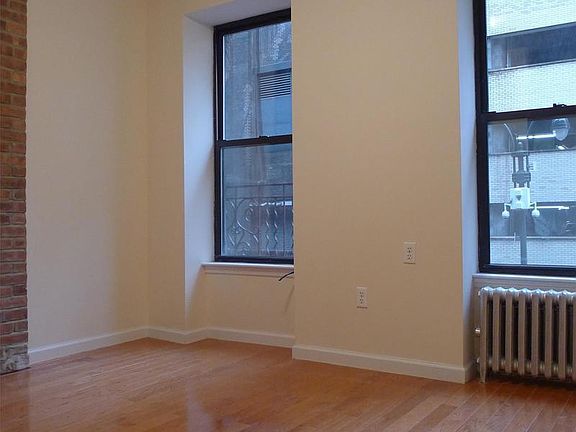 5th image of 329 W 35th St APT 2E