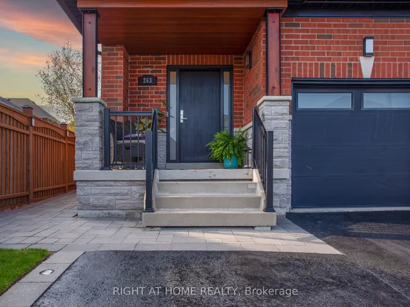 263 Golden Orchard Rd, Vaughan, ON L6A 0N3