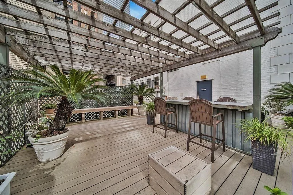 1 bed, 1.0 bath, 519 sqft, $1,150 — Photo 1