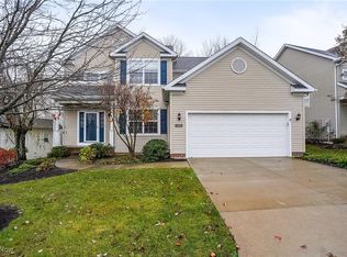 1205 Cloverberry Ct, Broadview Heights, OH 44147