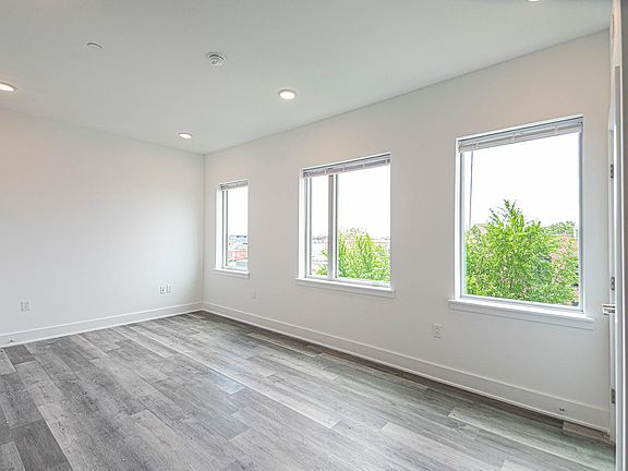 5th image of 1520 South St #506