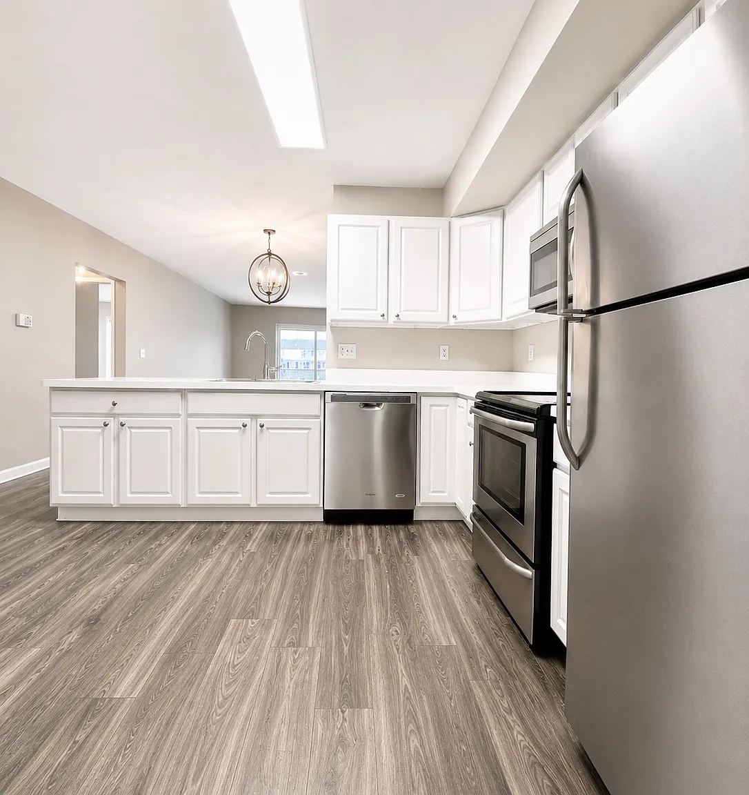 2 bed, 1579 sqft, $1,999 — Photo 3