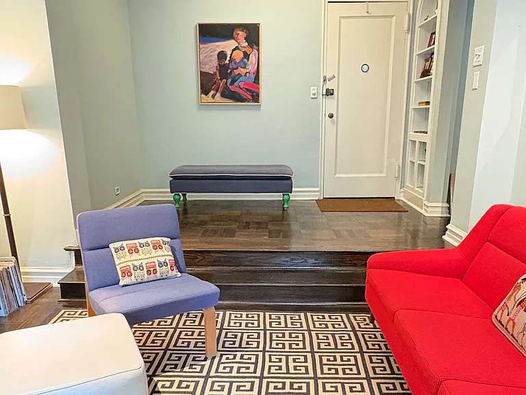 155 W 20th St #6K — Photo 4