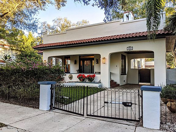 4th image of 2502 W Sunset Dr