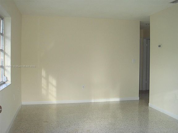 3rd image of 1129 SW 11th Ave #1129