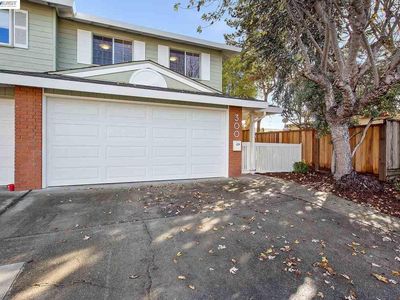 300 Laguna Vis, Alameda, CA, 94501