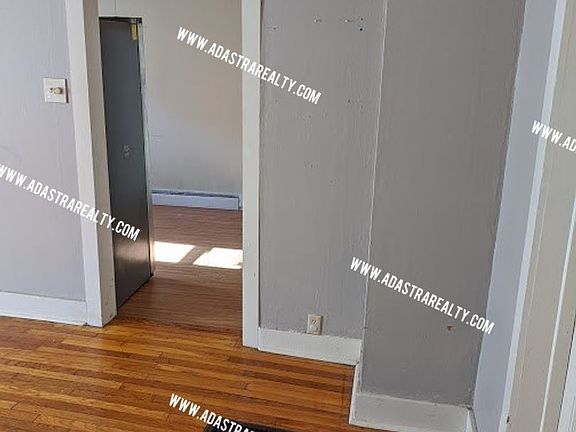 4th image of 705 Arkansas St #8003899