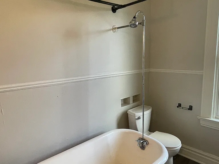 401 N McKean St #2 — Photo 15
