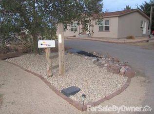 561 Hayride Rd, Las Cruces, NM 88007