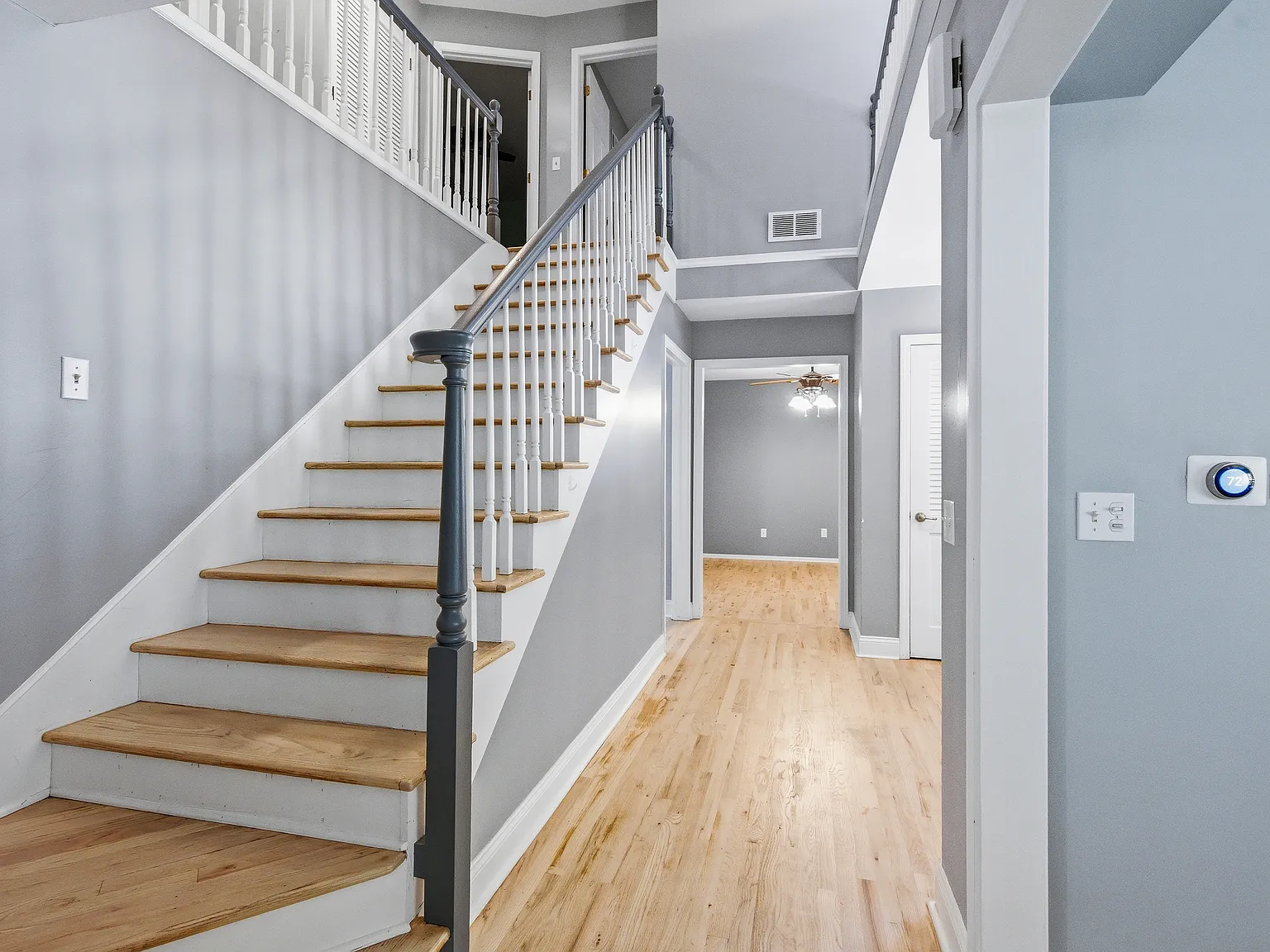 4 bed, 3.5 bath, 3254 sqft, $3,300 — Photo 4