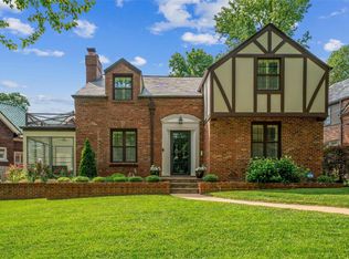 555 Bedford Ave, Saint Louis, MO 63130