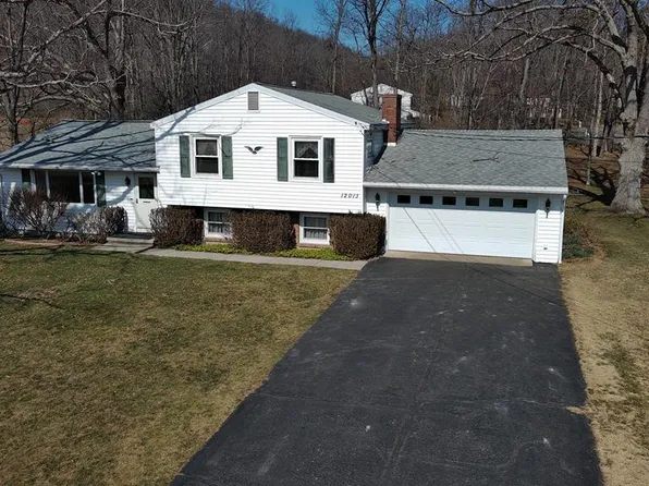 12013 Churchill Pl, Big Flats, NY 14814