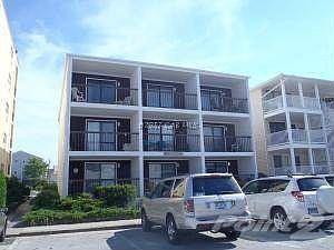 Front of building 1/2 Block to beach