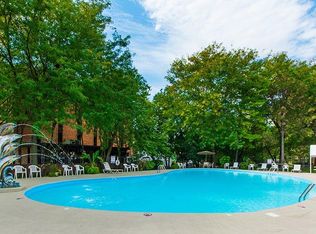 1190 Chambers Rd, Columbus, OH 43212