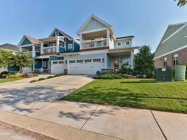 752 Harbor Town Dr, Edmond, OK 73034