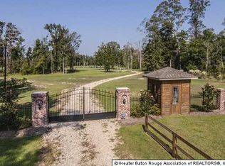 18405 Laklon Rd, Greenwell Springs, LA 70739