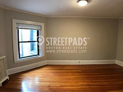 5th image of 9 Sewall Ave #302R