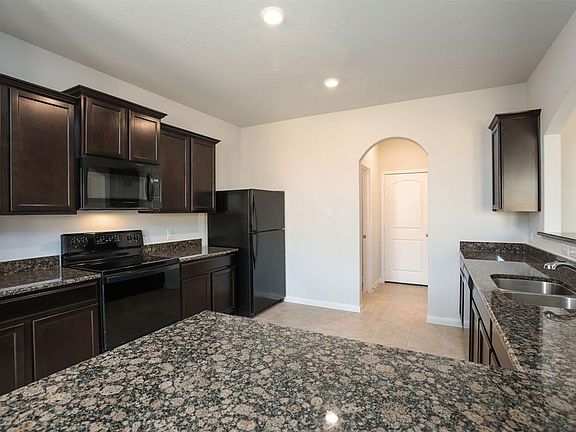 3rd image of 6246 El Topacio Dr